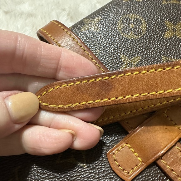 Vintage Louis Vuitton Monogram Brown Crossbody Bag - Picture 5 of 9